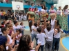 Johanna Ferrán celebrando junto a estudiantes del 19no Festival Campechano