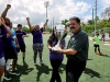 Entrega del trofeo a equipo ganador