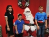 Santa junto a niños