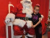 Santa junto a niños