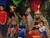 Reyes Magos junto a niños