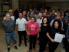 Instructora junto a los estudiantes