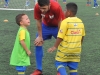 David Villa hablando con los niños jugadores