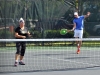 Parejas doble tenis en Seccional de las Ligas de Tenis para Adultos en el Centro de Tenis Honda