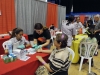 Participante realizandose análisis de azúcar