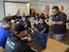 Participantes del taller trabajando en sus proyectos