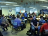 Participantes del evento IOT Village- Hacker Lab Series trabajando en sus programaciones