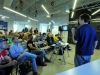Participante presentando a los presentes