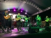 Músicos en tarima