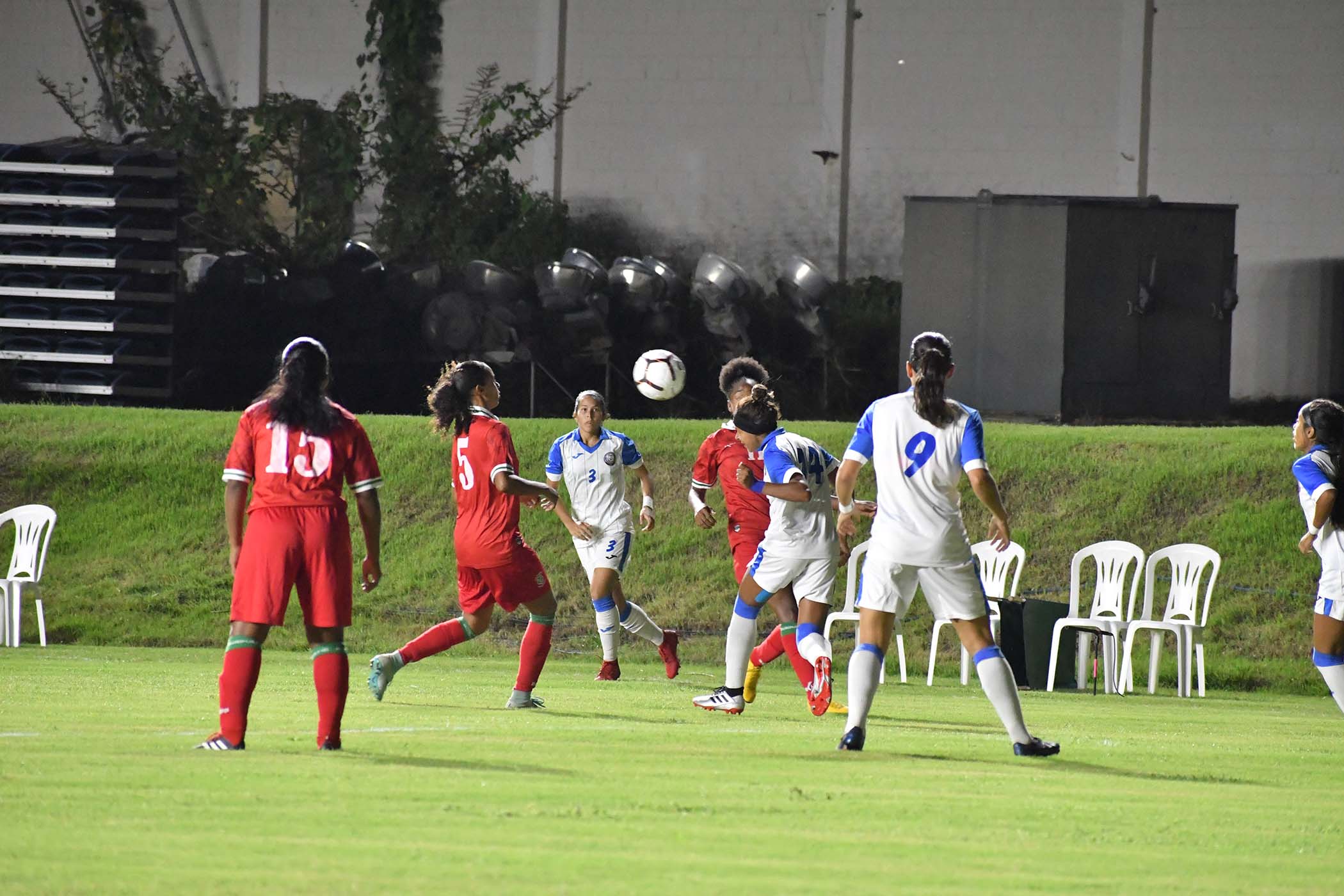 Soccer-Fem-PR-vs-Surinam-9