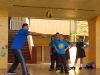 Lider junto a grupo de estudiantes partícipes del Taller de volleybal
