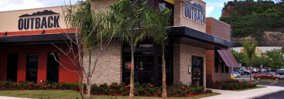 Fachada de Outback ubicado en Plaza del Sol
