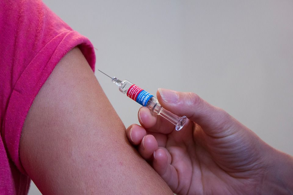 recibiendo vacuna