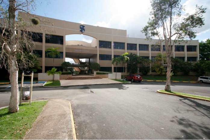 Universidad Central de Bayamón Inicia Clases de Manera Virtual ante la Pandemia del COVID-19
