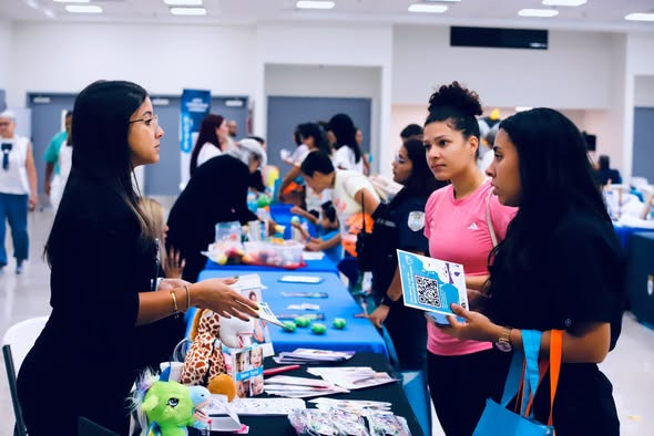 mesas, feria de salud